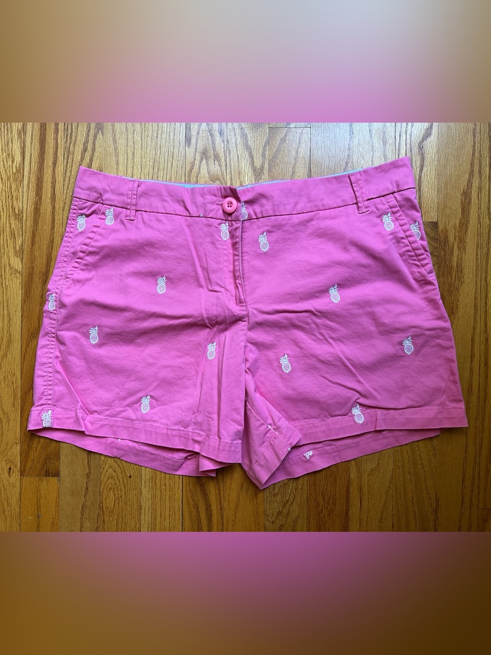 EUC Crown & Ivy Caroline shorts hot pink with pineapples
